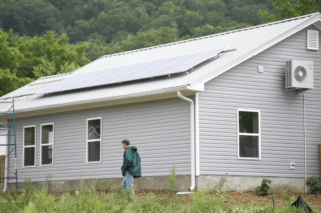 A SEEED solar home at 1122 Texas Ave. in Knoxville features three bedrooms and energy efficient technology and amenities | Calvin Mattheis (News Sentinel)